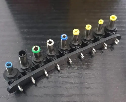 Cargador Universal Notebook Regulable