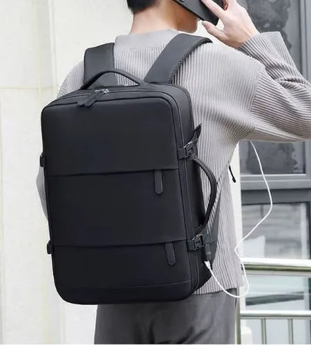 Mochila Unisex Viral Impermeable Viaje Notebook Usb Premium Negro Liso