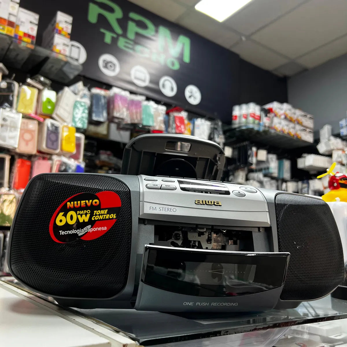 Radio Aiwa Am Fm Lectora De Cd Y Cassete Retro Origen Japón