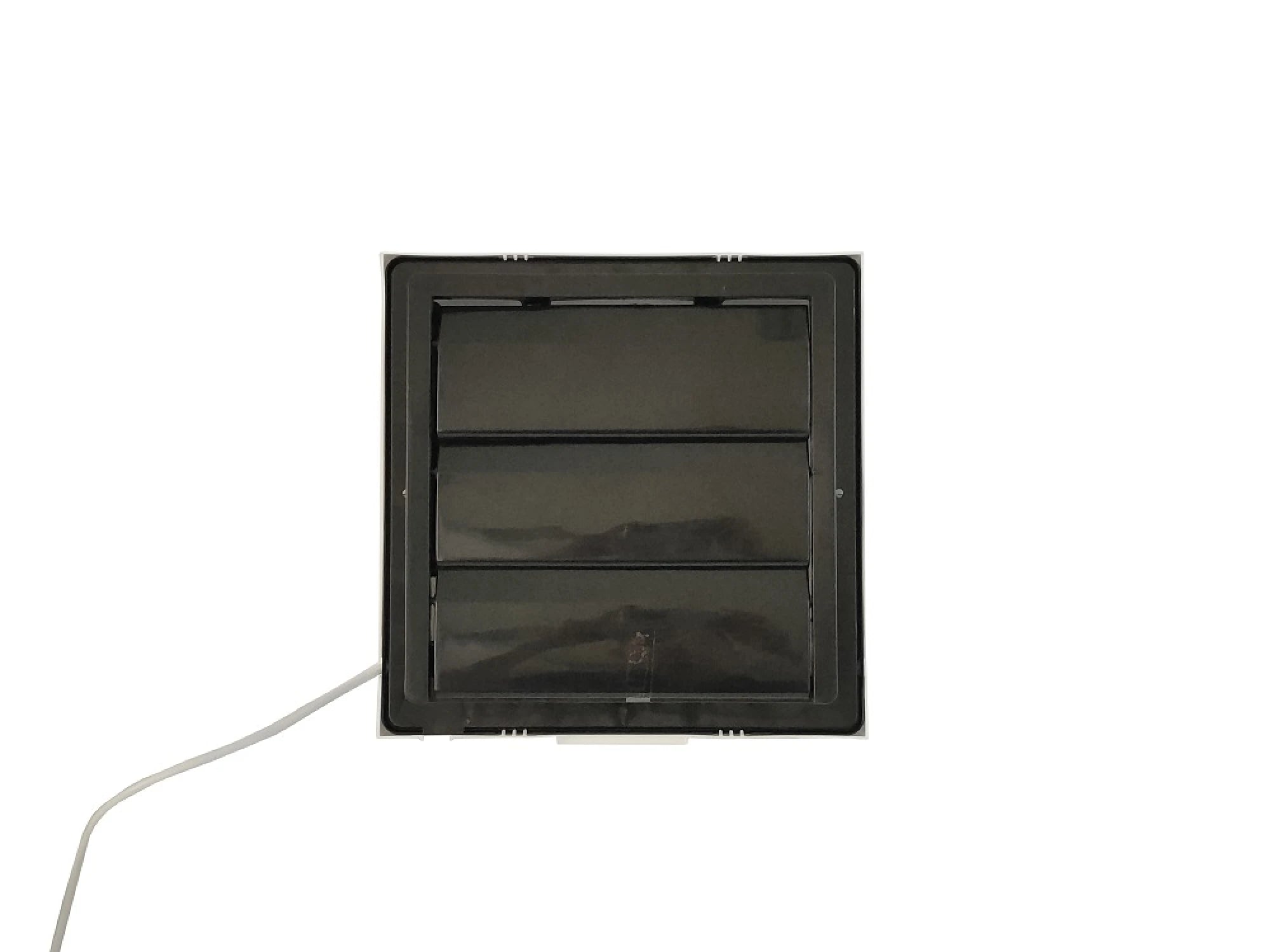 Extractor De Aire Para Muro 20cm Akita