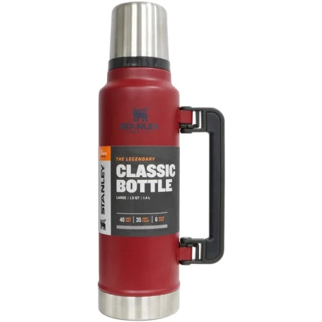 Termo Stanley Classic 1.4 L (1.5 qt) con Asa Plegable - Rojo